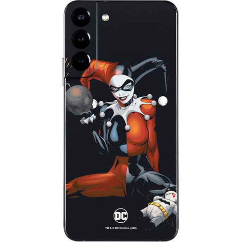 DC Comics Harley Quinn Playfull Pose Galaxy S22 Plus Skin